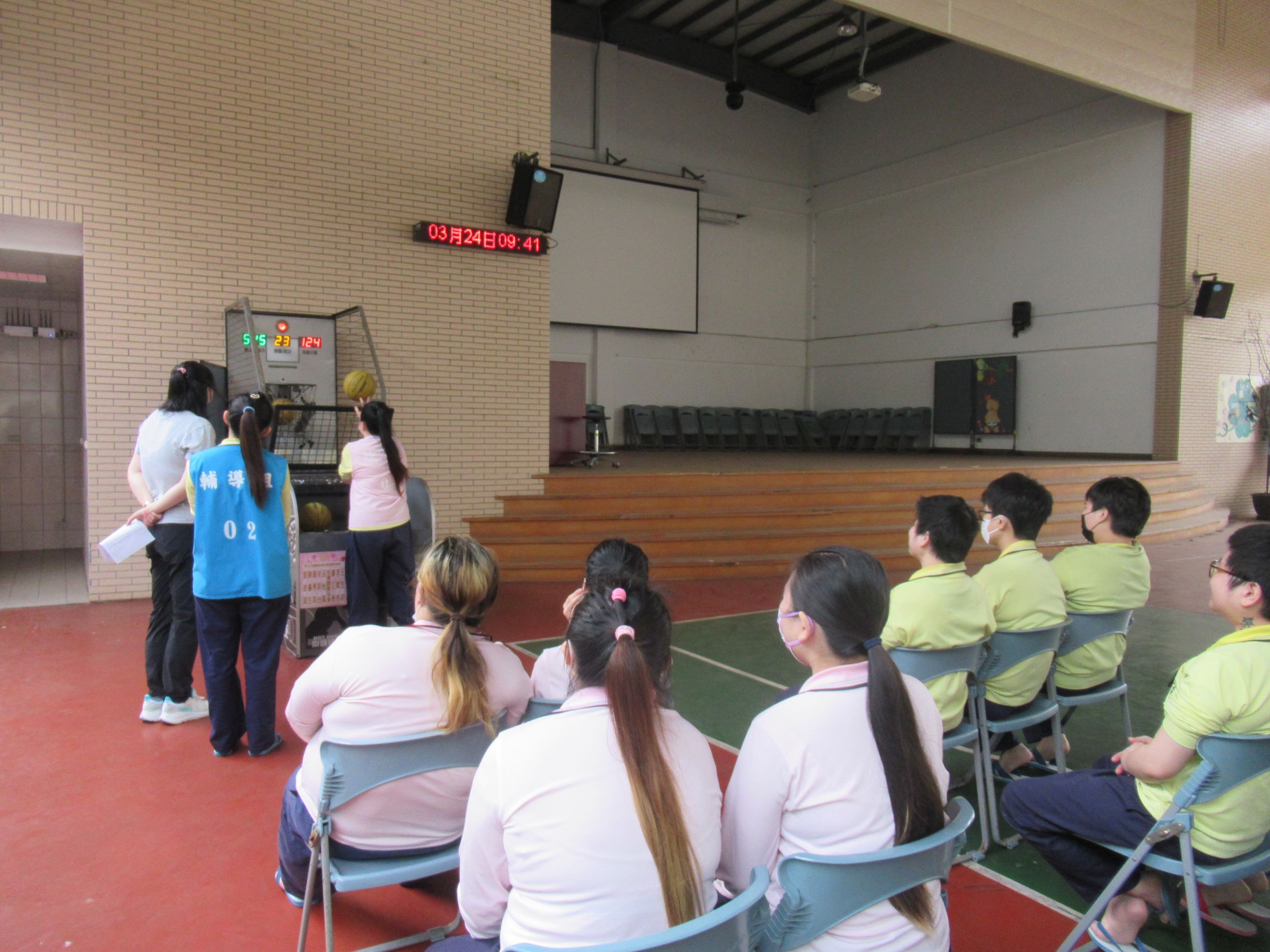 7.投籃機趣味競賽4